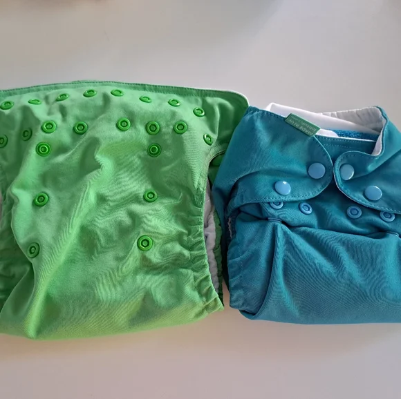 8 TotsBots All In One's - Picture 3 of 3